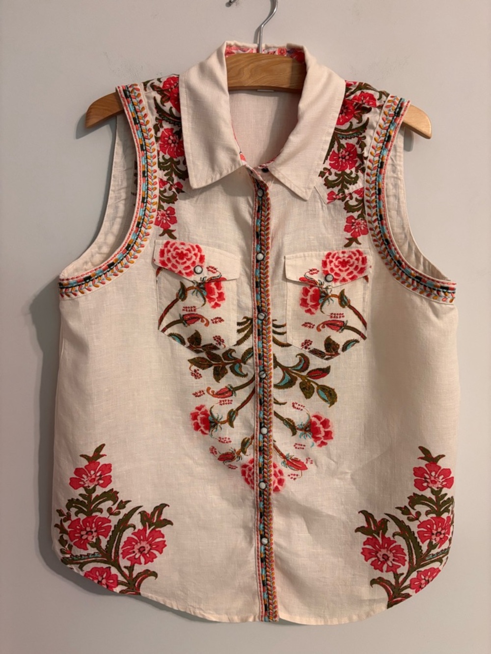 Sundance EUC Linen Embroidered Floral Print Pattern Blouse